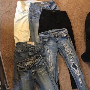 Size 1 girls jeans or juniors size 0